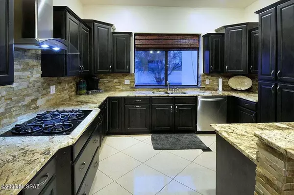 Tucson, AZ 85743,6241 N Panorama Drive