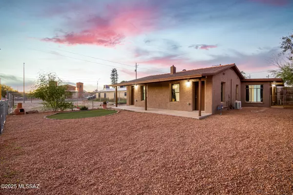 Tucson, AZ 85714,528 W Columbia Street