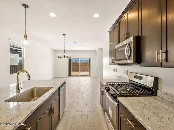 Tucson, AZ 85757,6950 W Sweetshade Lane