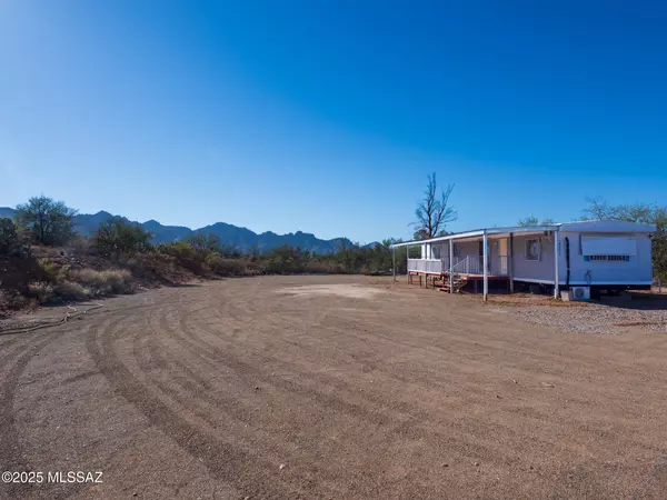 16696 N Palomino Place, Tucson, AZ 85739