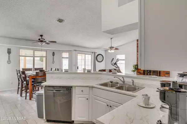 Tucson, AZ 85742,5065 W Pheasant Street