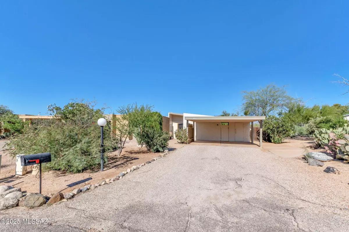 Tucson, AZ 85748,9711 E Sunburst Drive
