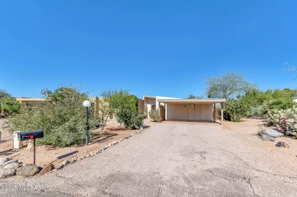 9711 E Sunburst Drive, Tucson, AZ 85748