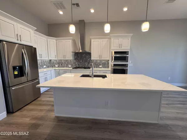 Oracle, AZ 85623,61486 E Travertine Street