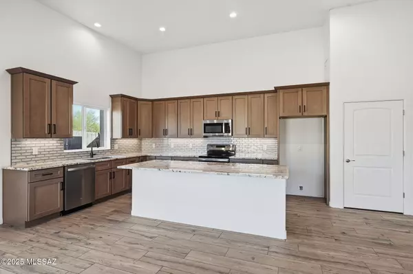 Tucson, AZ 85711,4739 E 4th Street