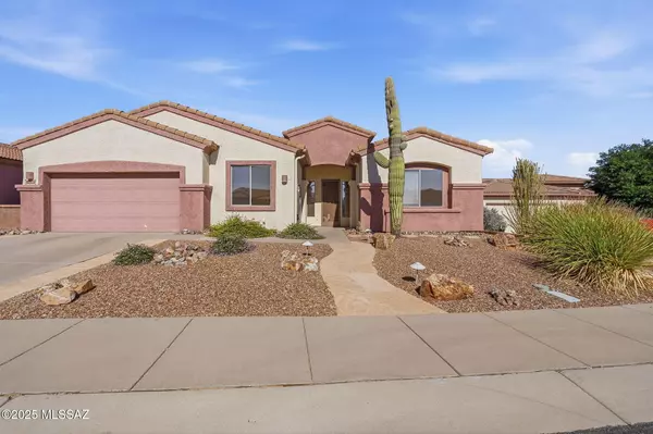 1858 W Via Del Recodo, Green Valley, AZ 85622