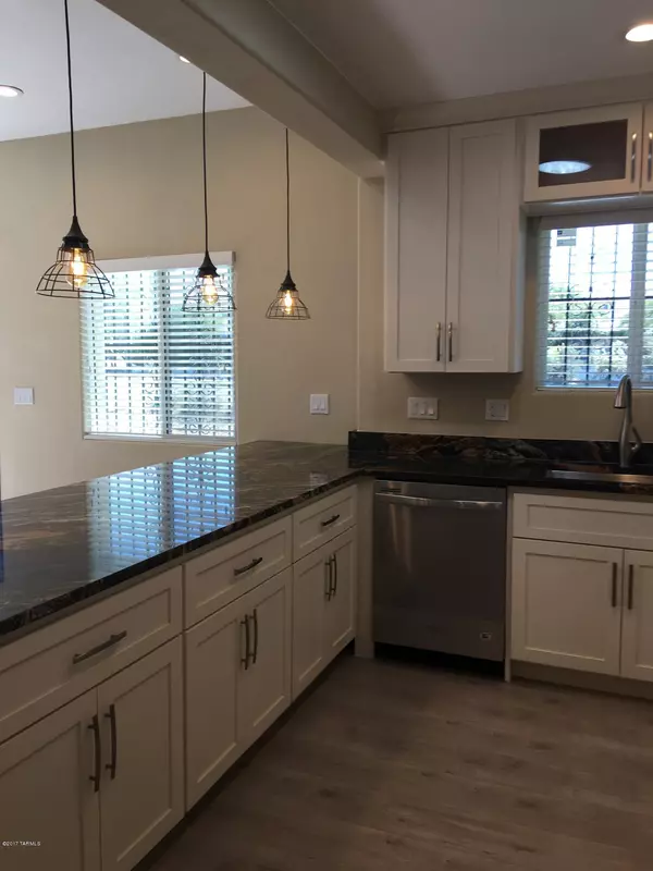 Tucson, AZ 85719,1745 E 10th Street