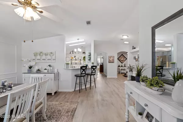 Sahuarita, AZ 85629,15857 S Via Puente Del Valle