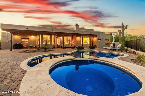 Oro Valley, AZ 85755,766 W Silver Eagle Court