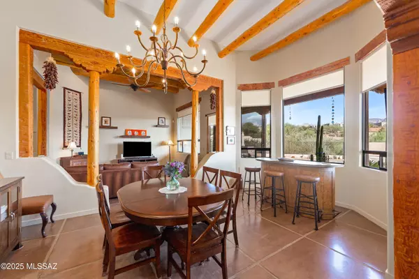 Oro Valley, AZ 85755,766 W Silver Eagle Court