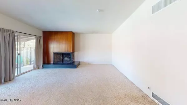 Tucson, AZ 85710,6950 E Hawthorne Street