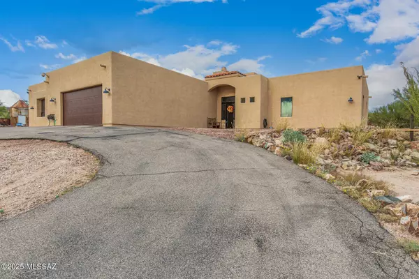 Vail, AZ 85641,15672 E Colossal Cave Road