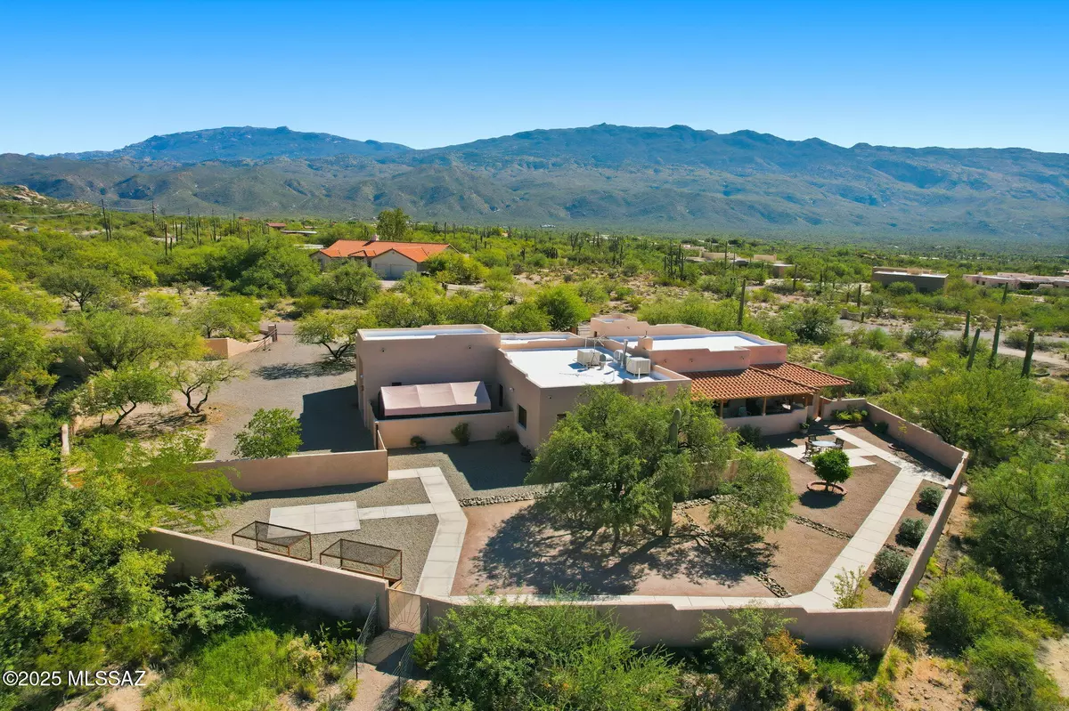 Tucson, AZ 85749,2305 N El Camino Rinconado