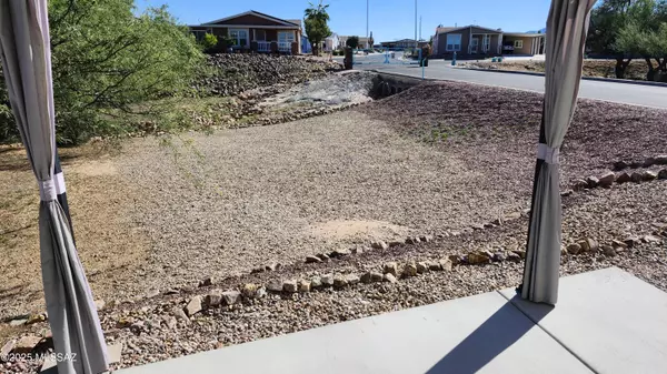 Benson, AZ 85602,1030 S Barrel Cactus Ridge #210