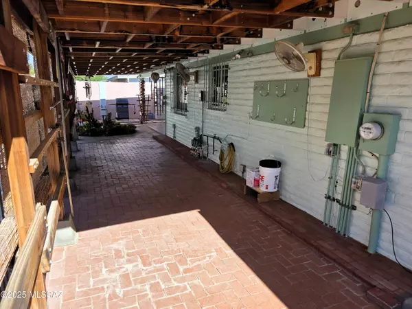 Tucson, AZ 85730,4420 S Dogwood Avenue