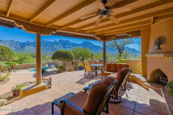 Oro Valley, AZ 85737,11455 N Flying Bird Drive