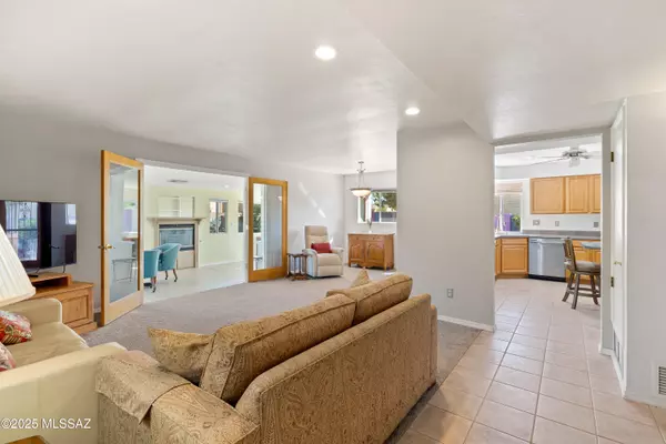 Tucson, AZ 85715,7451 E La Cienega Drive