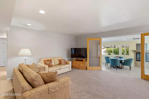 Tucson, AZ 85715,7451 E La Cienega Drive