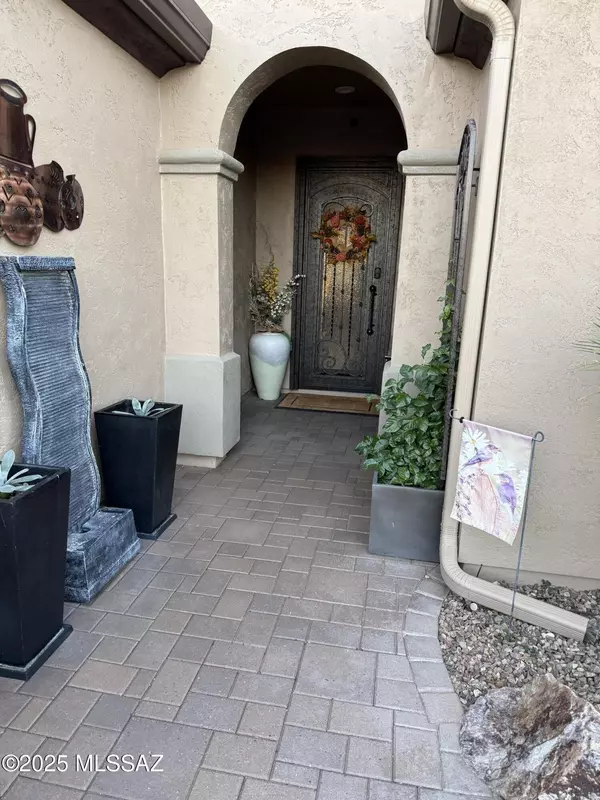 Oracle, AZ 85623,31634 S Flat Rock Drive