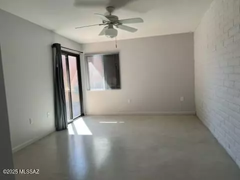 Green Valley, AZ 85622,1400 W Placita Apache