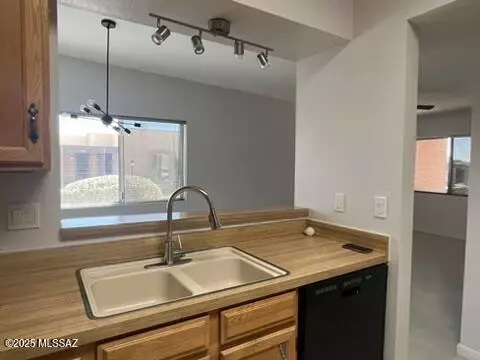 Green Valley, AZ 85622,1400 W Placita Apache