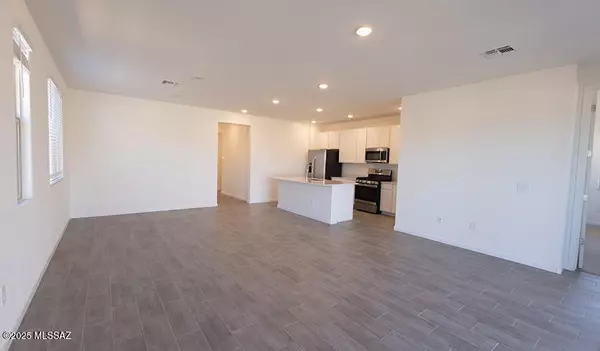 Red Rock, AZ 85145,21728 E Crest Avenue