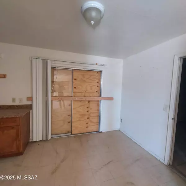 Tucson, AZ 85746,1914 W Cord Wood Court