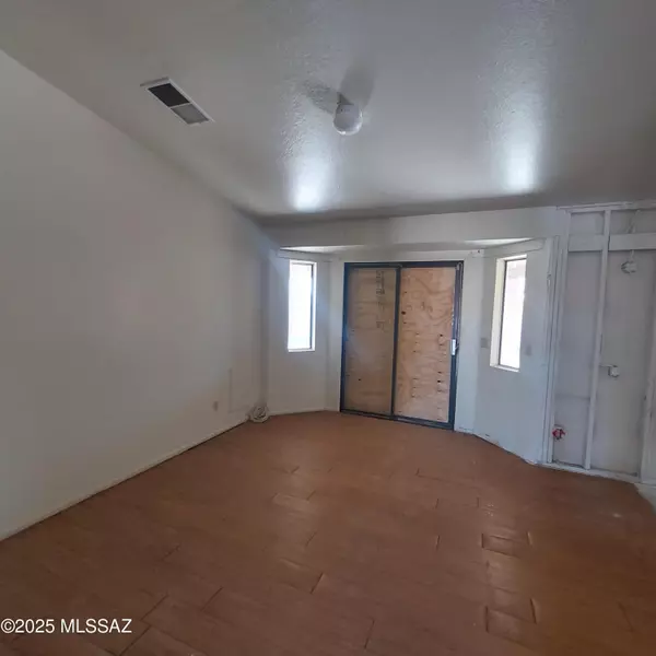 Tucson, AZ 85746,5159 S Carriage Hills Drive