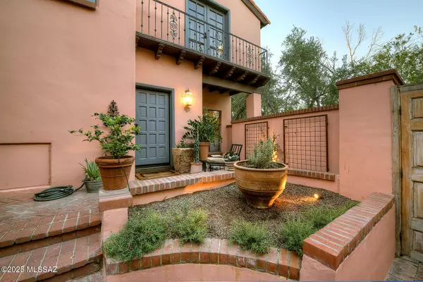 Tucson, AZ 85716,3110 E 4th Street