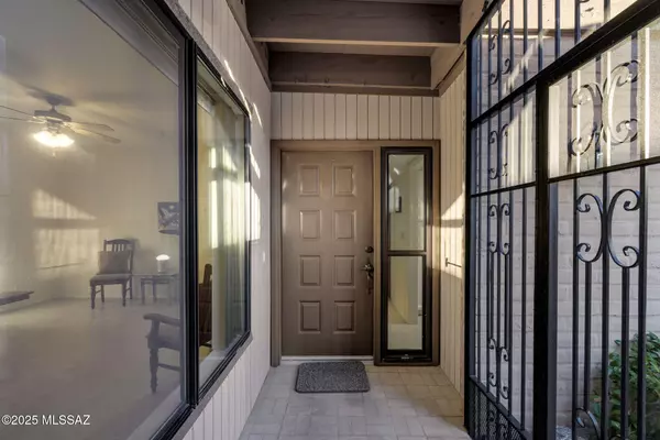 Tucson, AZ 85750,5180 N Grey Mountain Trail