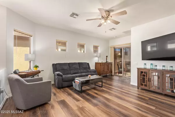 Sahuarita, AZ 85629,479 W Calle Moncayo