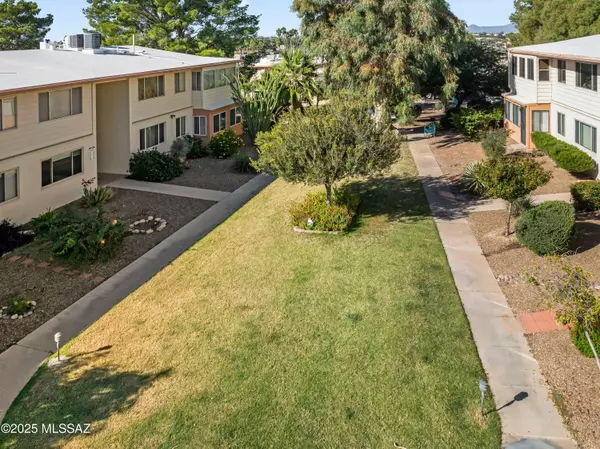 Tucson, AZ 85710,8060 E Broadway Boulevard ##212