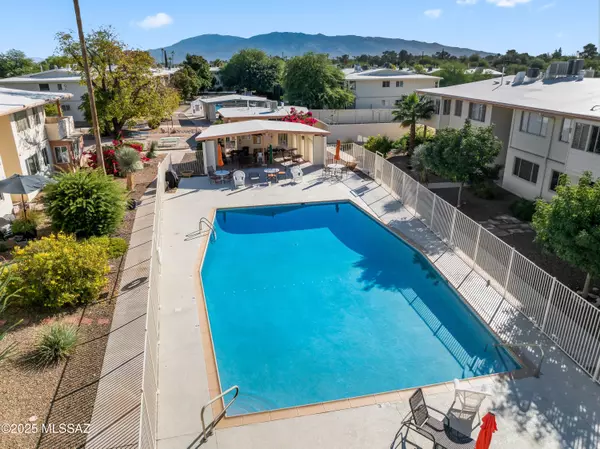 Tucson, AZ 85710,8060 E Broadway Boulevard ##212