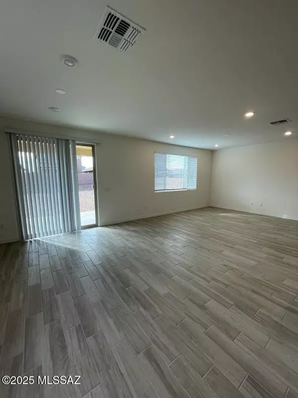 Tucson, AZ 85747,13184 E Apex Mine Way