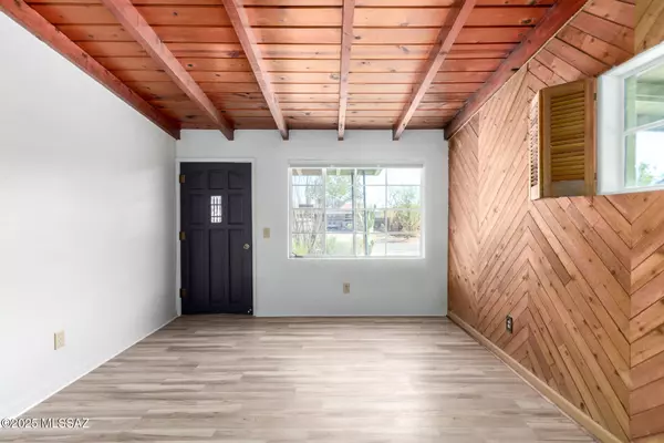 Tucson, AZ 85712,4327 E Edison Street