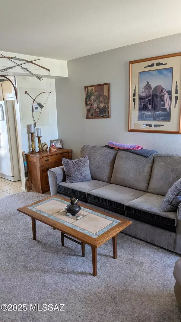 Green Valley, AZ 85614,189 S Paseo Pena #B