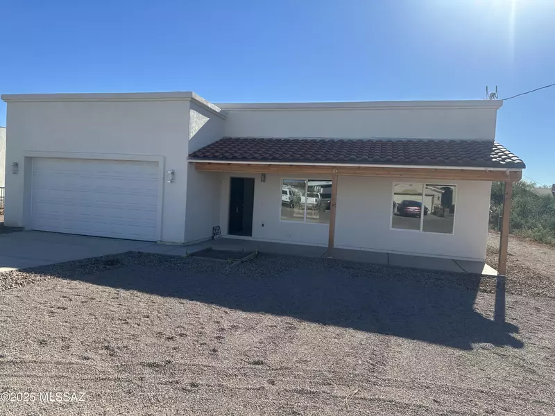 62 Circulo Cortez, Rio Rico, AZ 85648