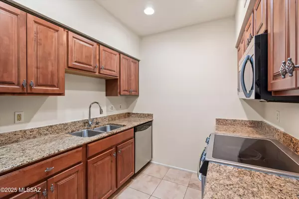 Tucson, AZ 85718,5500 N Valley View Road #219