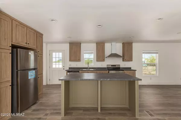 Tucson, AZ 85736,9415 S Vicki Drive