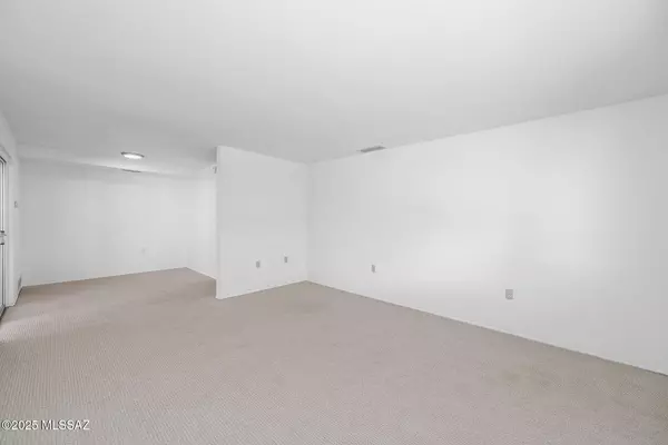 Tucson, AZ 85745,488 N Silverbell Road #UNIT A