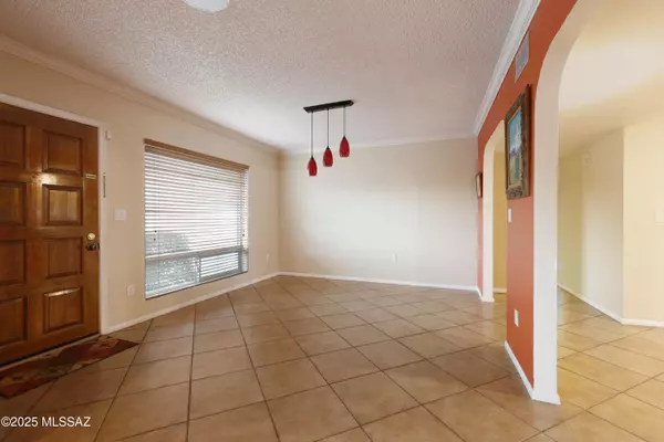 Tucson, AZ 85715,2731 N Dos Hombres Road