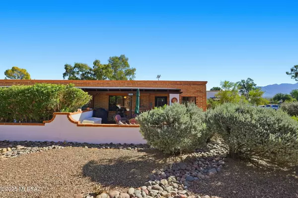 Green Valley, AZ 85614,361 S Paseo Pena #D