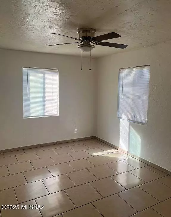 Tucson, AZ 85719,3865 N Tyndall Avenue #3