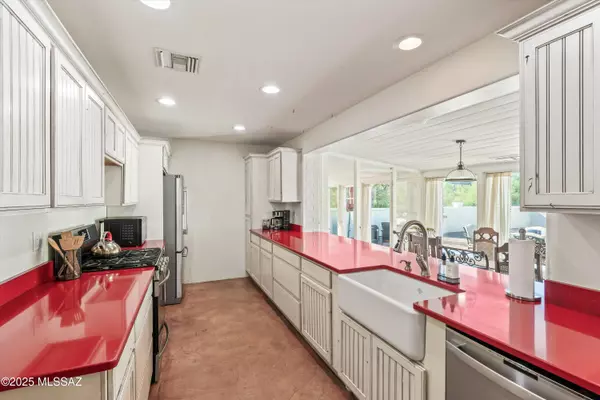 Tucson, AZ 85704,650 W Chula Vista Road