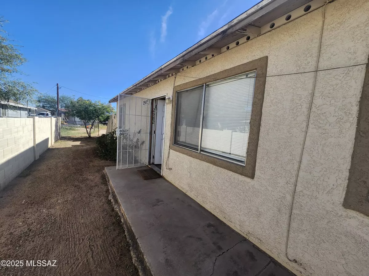 Tucson, AZ 85713,2982 E 30th Street