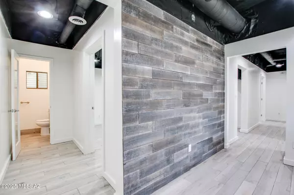 Tucson, AZ 85705,3219 N Flowing Wells Road