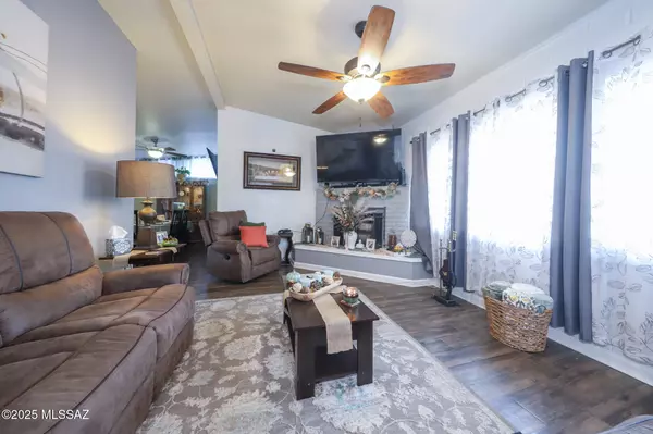 Tucson, AZ 85711,5918 E Calle Silvosa