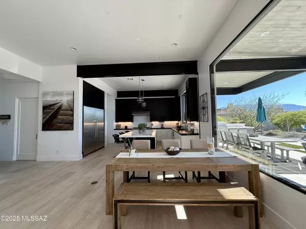 Tucson, AZ 85755,725 W Tortolita Mountain Ci W