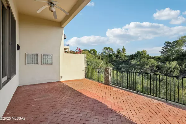 Tucson, AZ 85718,5116 E Calle Brillante