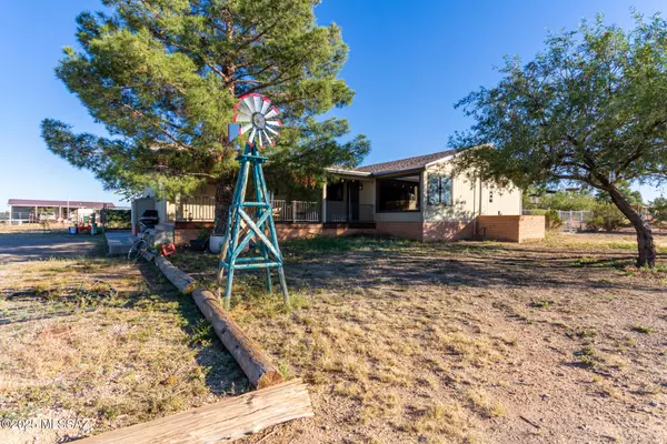 Vail, AZ 85641,3379 E Calle Agassiz